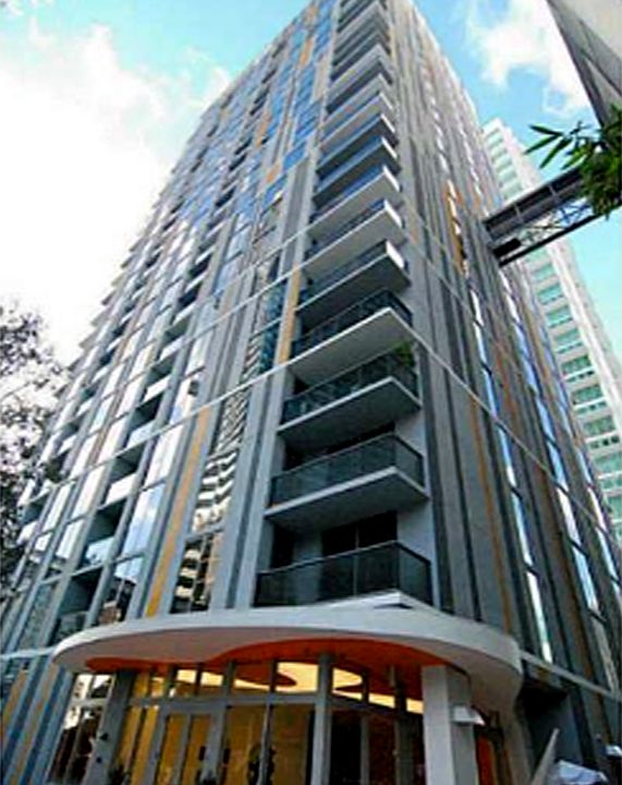 1st image of 31 SE 6th St APT 606