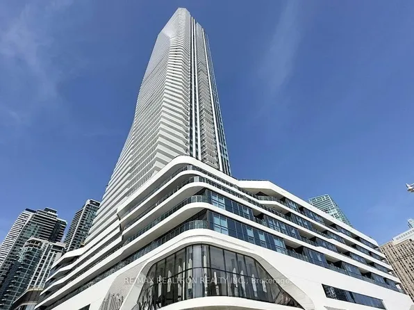 28 Freeland St #2910, Toronto, ON M5E 0E3