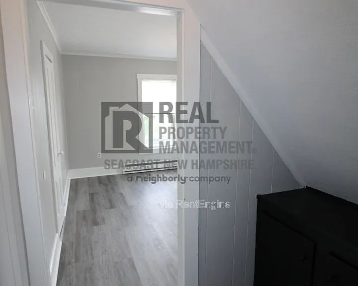 27 Rochester St #B — Photo 4