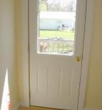 3rd image of 1115 Linden Ln
