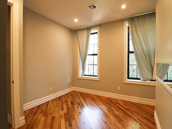 5th image of 1100 Jefferson Ave #2