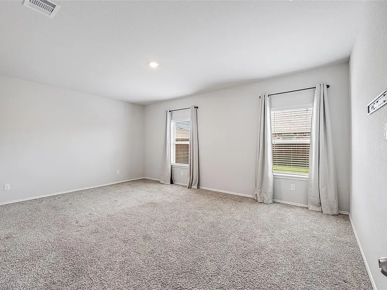 21023 Belmont Village Way — Photo 14