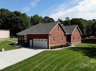 15027 Beatties Ford Rd, Huntersville, NC 28078