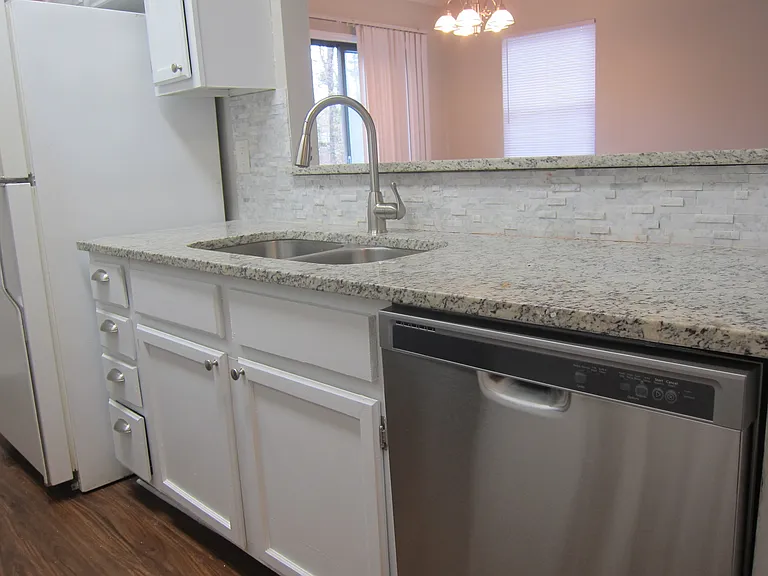 5008 Aberdun Ct — Photo 15