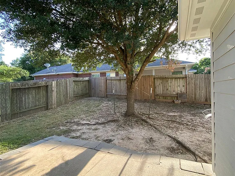 4903 Summer Ridge Dr — Photo 29