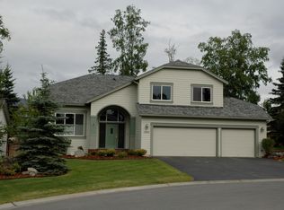 8717 Inyo Cir, Eagle River, AK 99577
