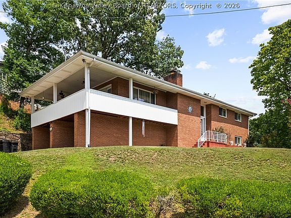 5th image of 100 Anderson Dr