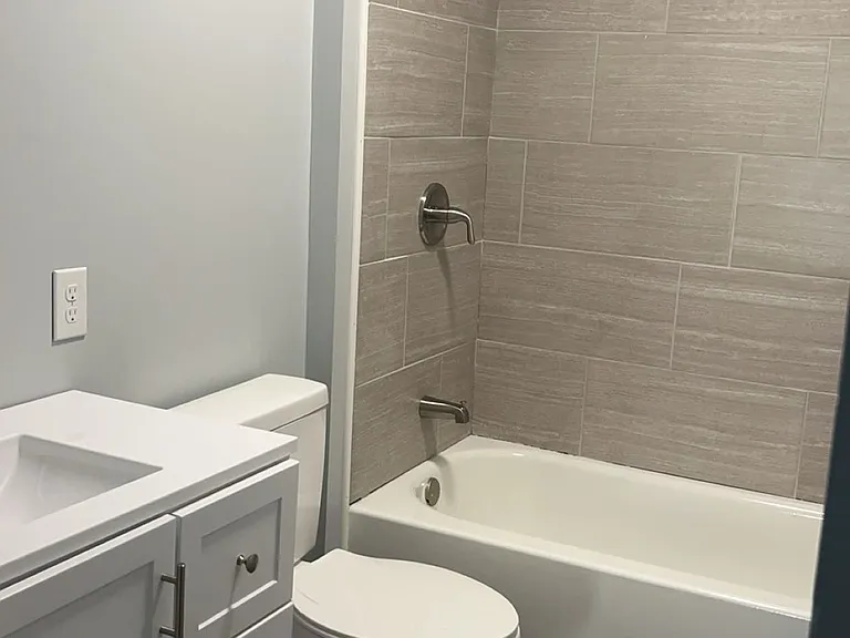 1526 Dover Ave — Photo 1