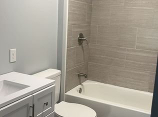 1526 Dover Ave, Dover, OH 44622