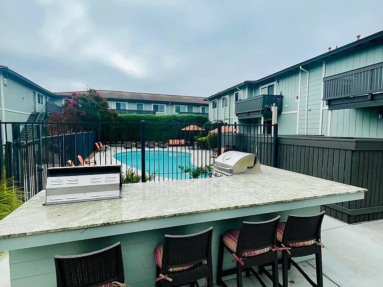 Traverse Apartments — Photo 12