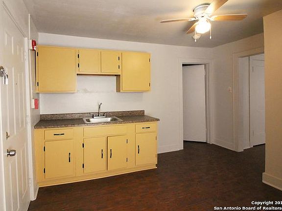 4th image of 251 W High Ave Unit 4