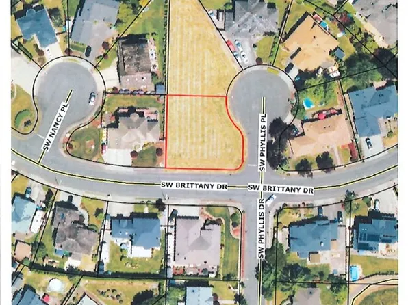 SW Brittany Dr #16, Gresham, OR 97080