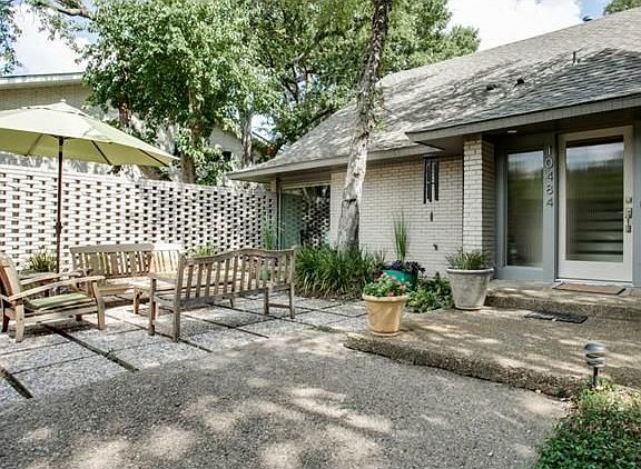 4th image of 10484 Silverock Dr