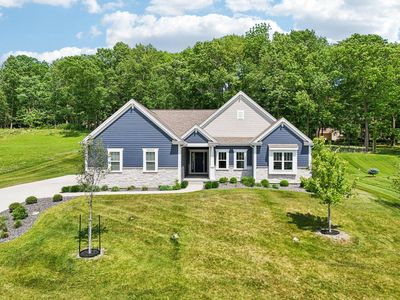 W225N7642 Woodland Creek DRIVE, Sussex, WI, 53089