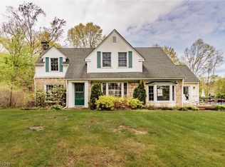 2534 Dodd Rd, Willoughby Hills, OH 44094