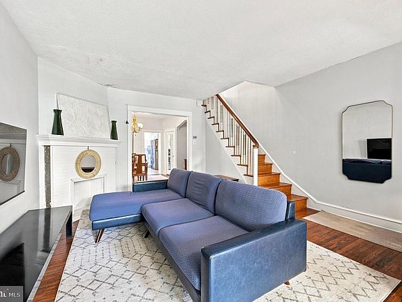 4th image of 213 E Comly St