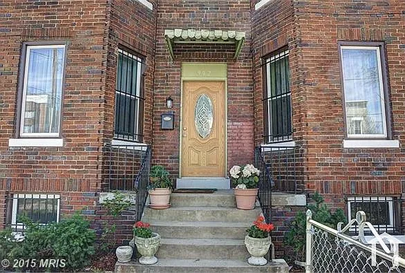 902 Jefferson St NW