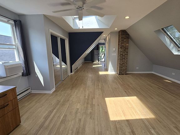 2nd image of 5124 N Claremont Ave #3