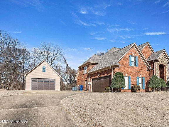 2nd image of 6448 Skyler Rd