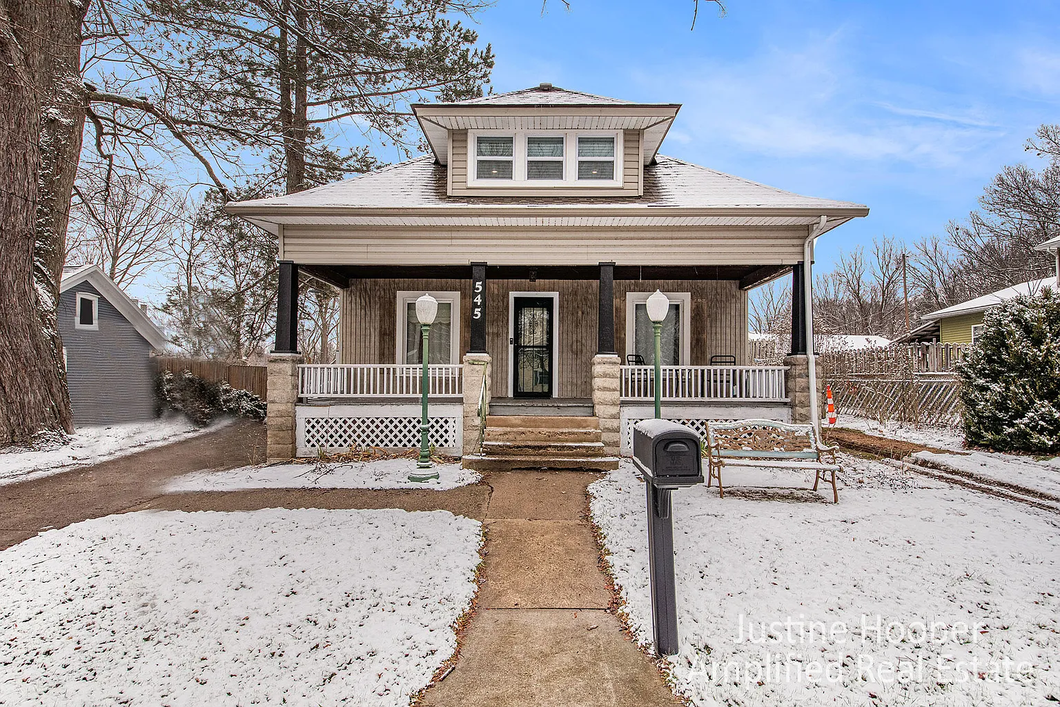 545 E Thorn St photo 1