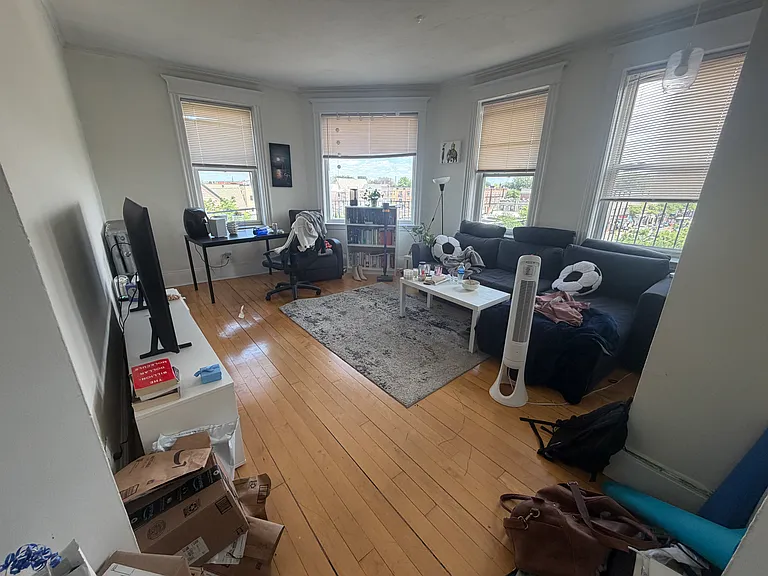 178 Brighton Ave #15 — Photo 2