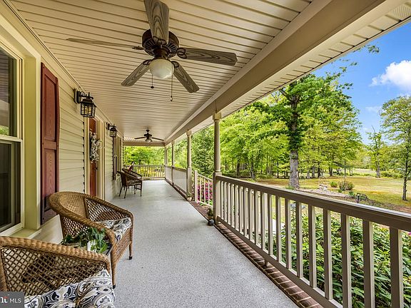 4th image of 2065 Spotswood Dr