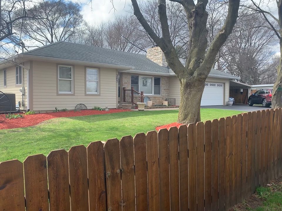 2nd image of 307 N Green St