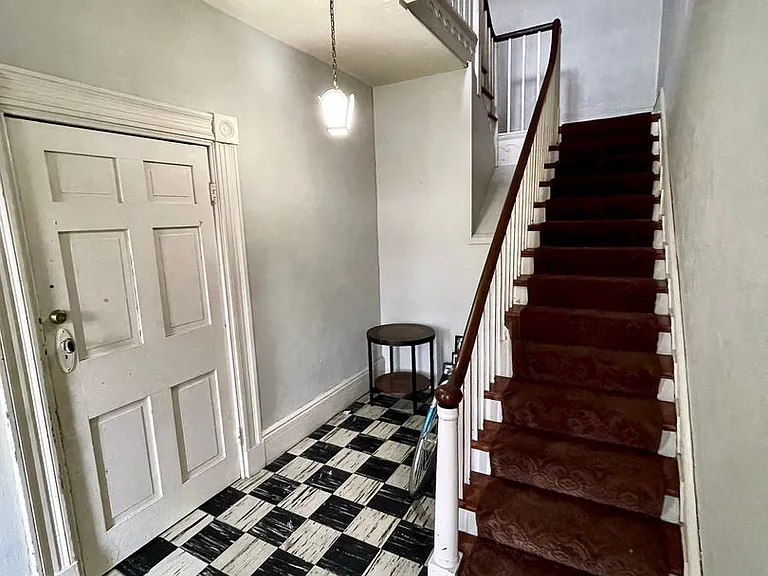 200 E. High St. — Photo 17
