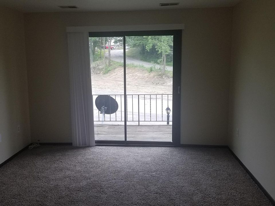 1st image of 1811 Treetop Dr APT 8B