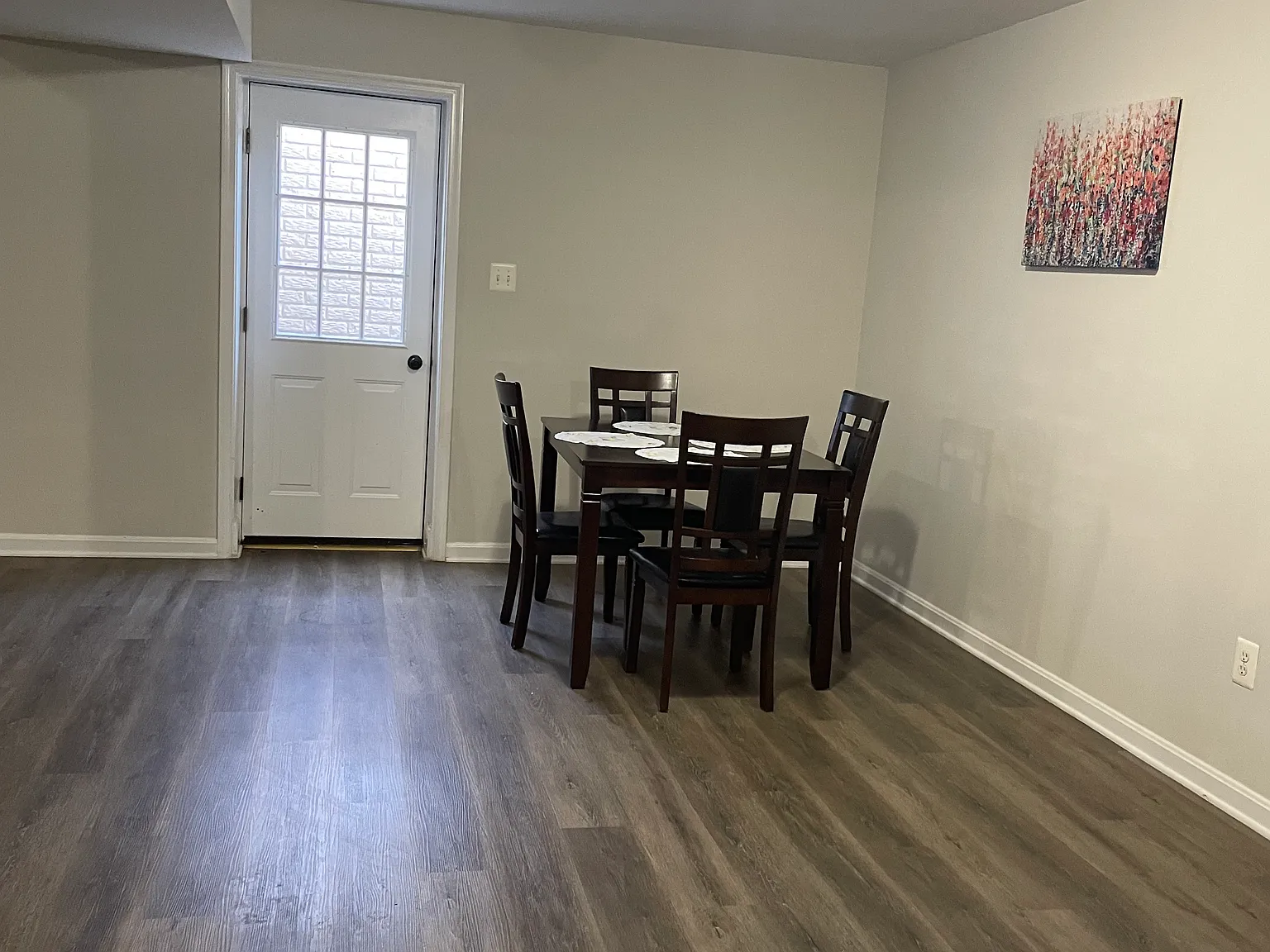 1 bed, 1200 sqft, $1,700 — Photo 3