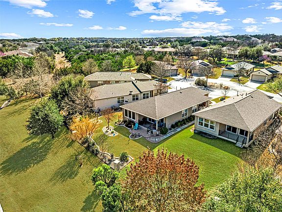 2nd image of 107 Garner Cv