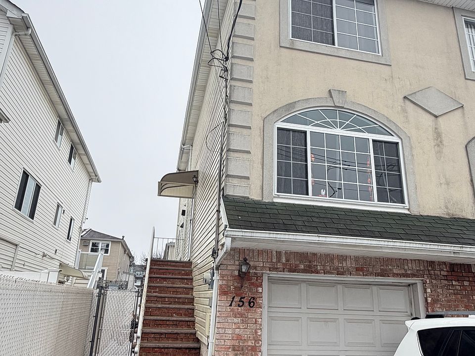 1st image of 156 Kiswick St #2