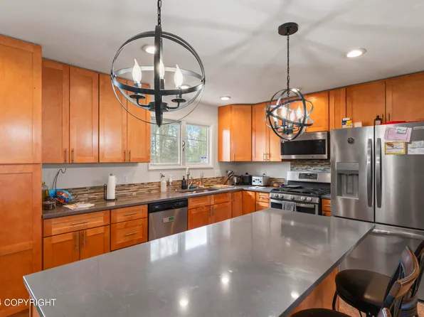 1642 Cara Loop, Anchorage, AK 99515