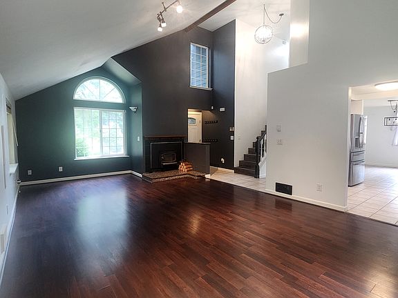 5th image of 6746 Richards Ave SE