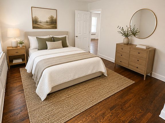 3rd image of 8 Locust St APT 1