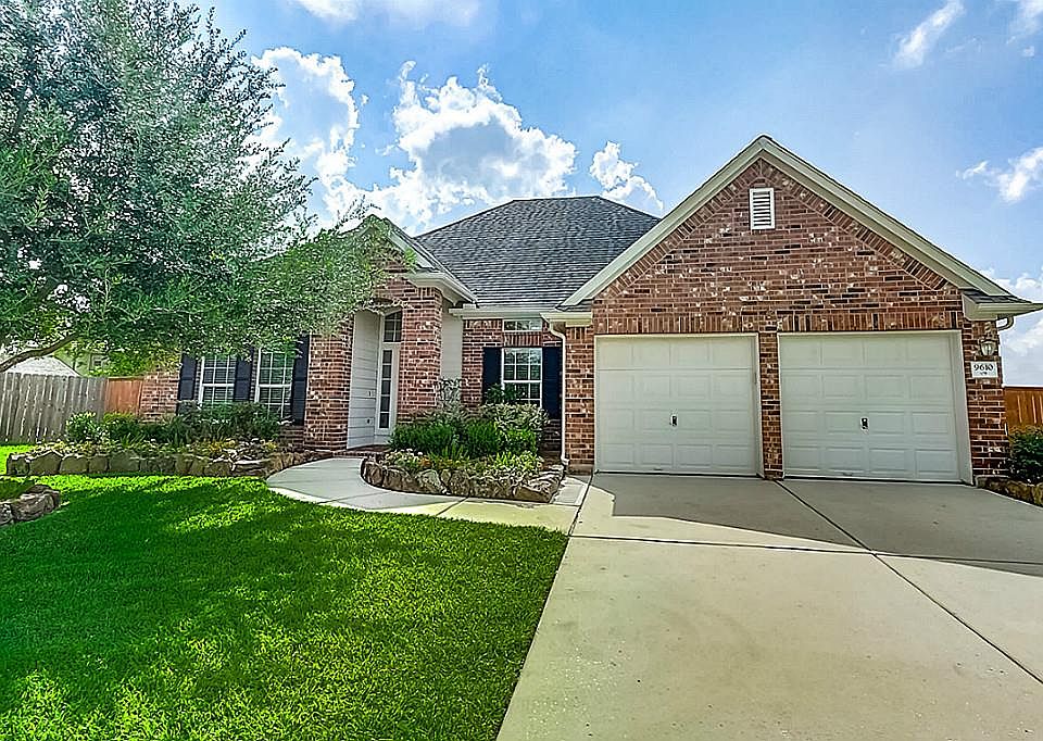 1st image of 9610 Rivermoss Ln