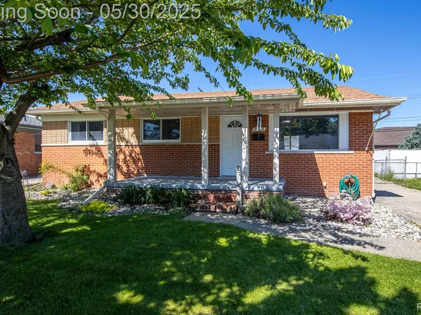 25883 Collingwood St, Roseville, MI 48066