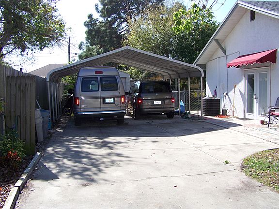5th image of 7956 44th Ave N