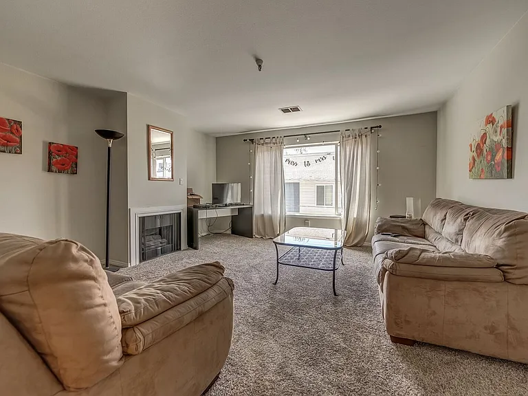 659 N 700 E #7 — Photo 2