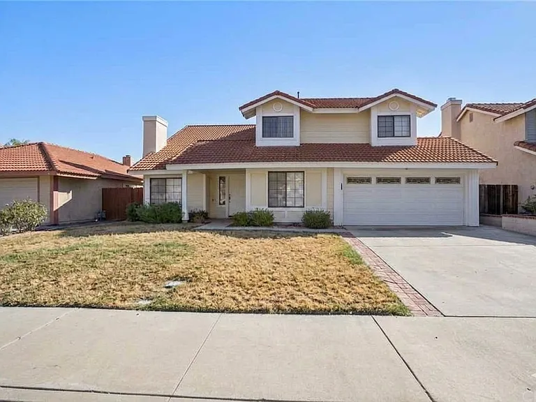 45572 Masters Dr — Photo 1