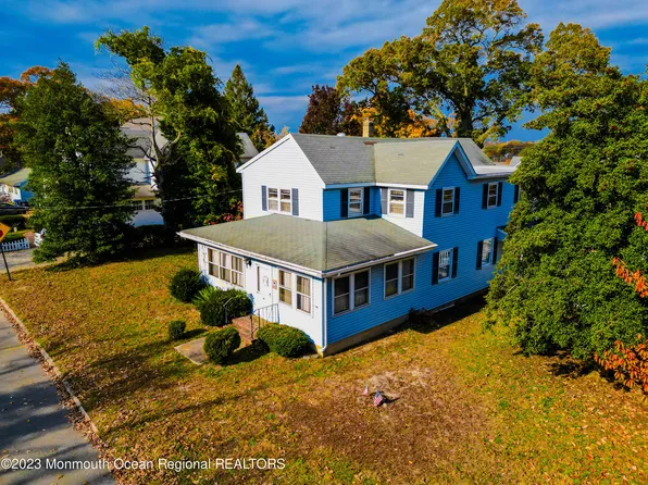 127 Vansant Avenue, Island Heights, NJ 08732