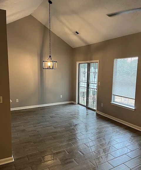 3691 Manor Ct SW — Photo 8
