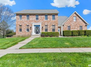 497 Woodbridge Rd, Springfield, IL 62711