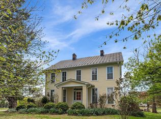 36625 Shoemaker School Rd, Purcellville, VA 20132