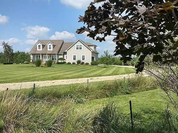 3rd image of 10304 Rosedale Milford Center Rd