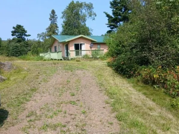 5539 Midbrod Dr, Silver Bay, MN 55614