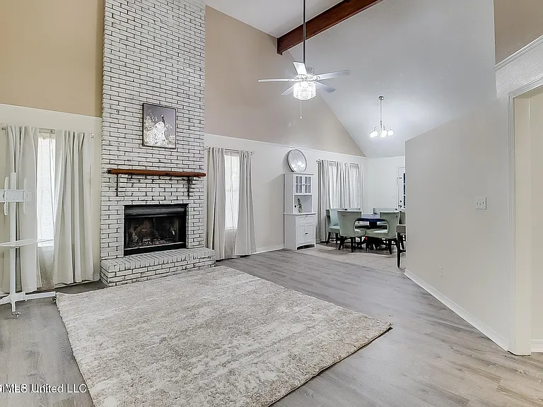 9228 Pointe Aux Chenes Rd — Photo 3
