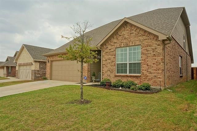 1st image of 2424 Gutierrez Dr