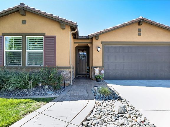 5th image of 1476 Wicklow Ave