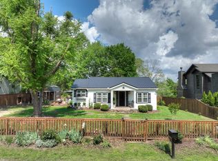 342 E 2nd St, Blue Ridge, GA 30513